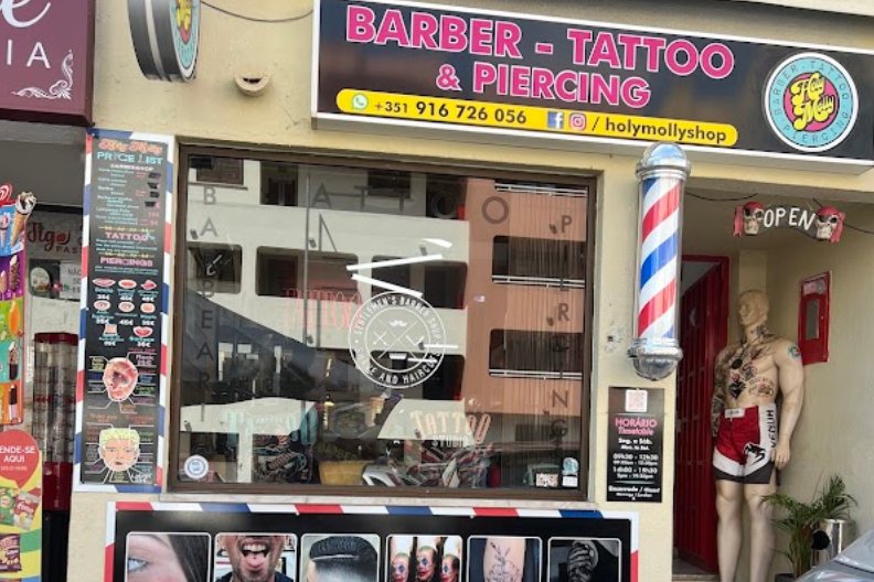 Holy Molly Shop Barber / Tattoo / Bodypiercing
